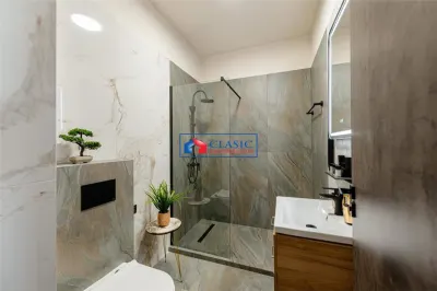 Inchiriere apartament 2 camere modern bloc nou in Centru- Piata Mihai Viteazu - foto 7