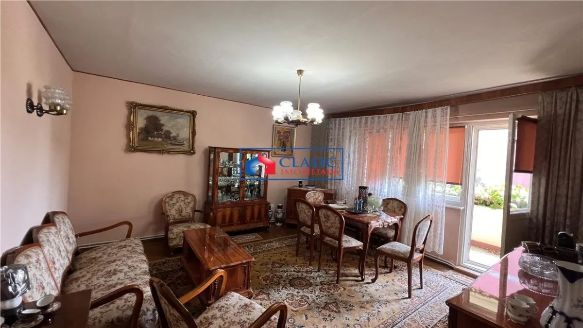 Vanzare apartament 4 camere decomandate 96 mp in Manastur- zona Big Belly Calea Manastur - foto 1