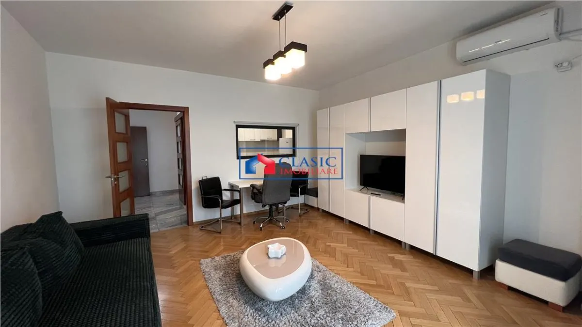 Inchiriere apartament 2 camere decomandate modern bloc nou Central zona Platinia Mall - foto 3