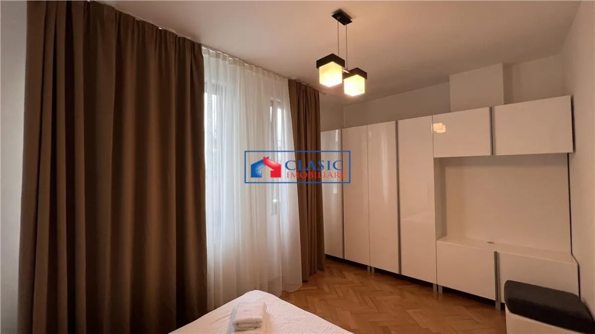 Inchiriere apartament 2 camere decomandate modern bloc nou Central zona Platinia Mall - foto 9