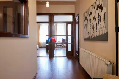 Vanzare apartament 3 camere de LUX Centru zona Piata Mihai Viteazu, Cluj-Napoca - foto 3