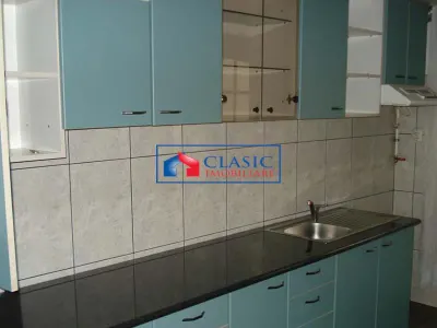 Vanzare casa individuala situata in cartier Gheorgheni, Cluj-Napoca - foto 3