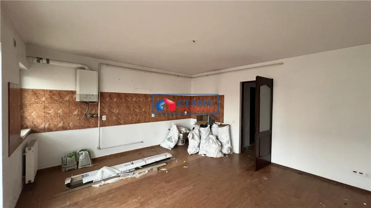 Vanzare apartament 2 camere bloc nou tip vila in Zorilor- zona strada Lunii - foto 3