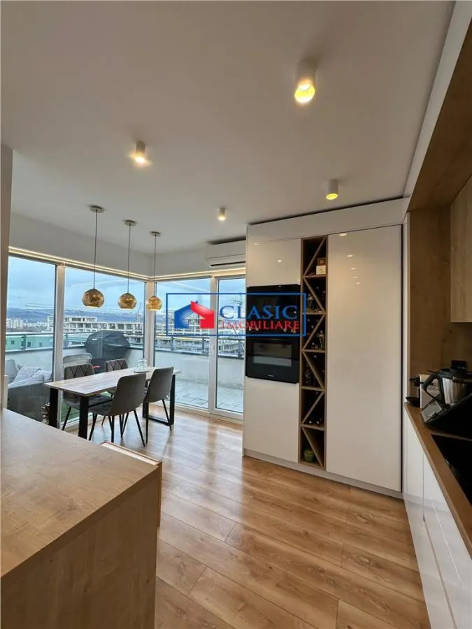 Vanzare apartament 3 camere tip penthouse cu terasa de 60 mp zona Baza Sportiva Gheorgheni - foto 4