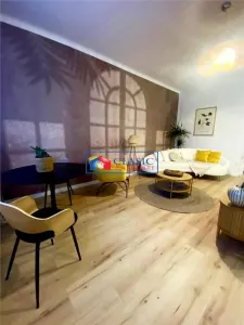 Vanzare apartament 2 camere modern zona Centrala- strada Crisan - foto 2
