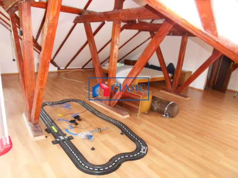 Inchiriere casa individuala 10 camere zona Andrei Muresanu, Cluj-Napoca - foto 14