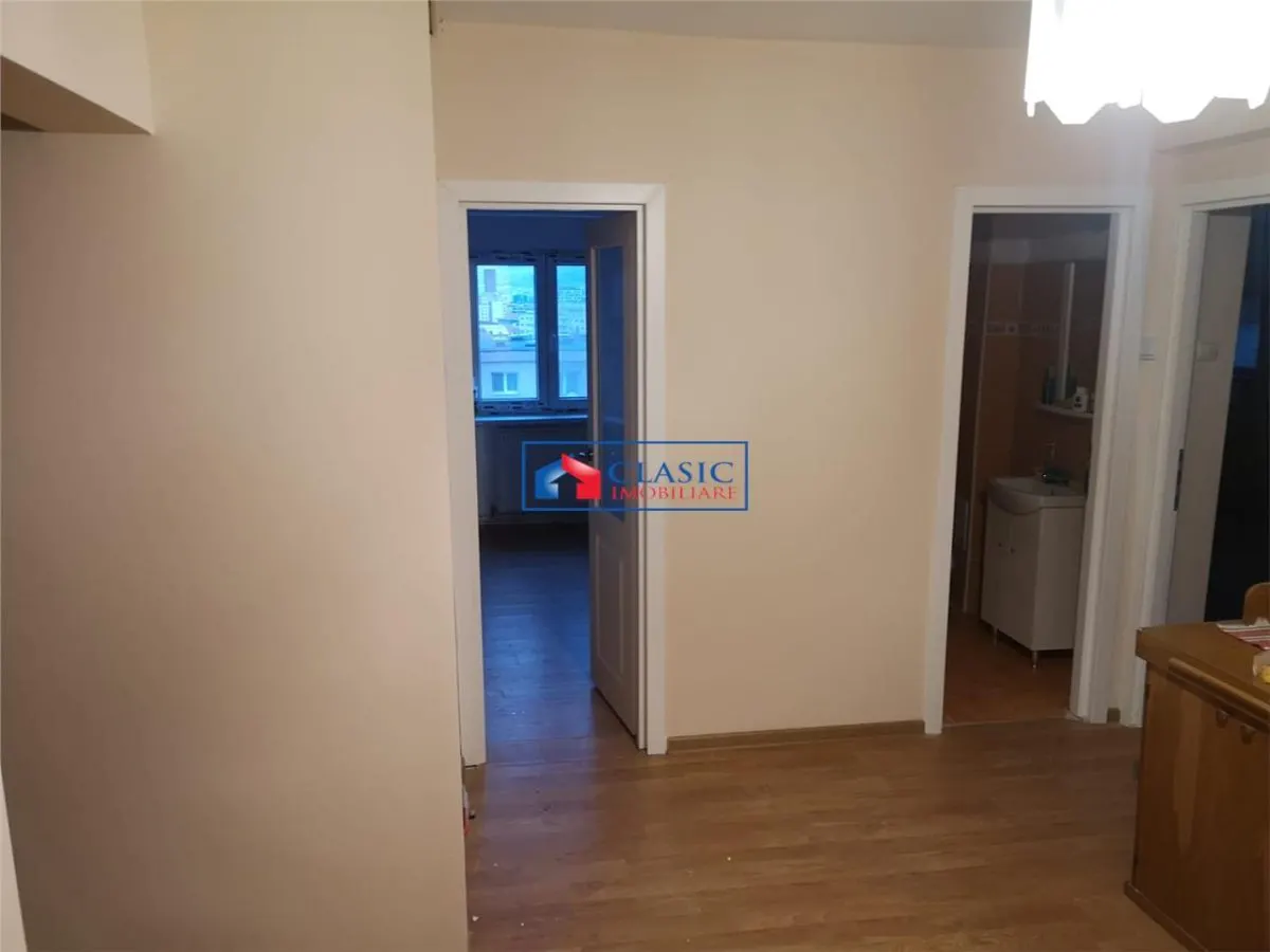 Vanzare apartament 3 camere decomandate renovat in Gheorgheni- zona Titulescu - foto 4
