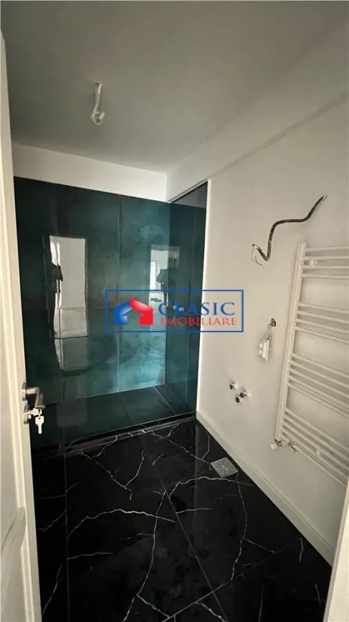 Vanzare apartament 4 camere bloc nou in Dambul Rotund- zona Mega Image - foto 5