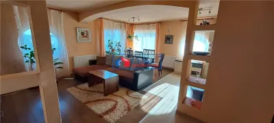 Vanzare apartament 3 camere bloc nou tip vila in Buna Ziua- zona Lidl - foto 2