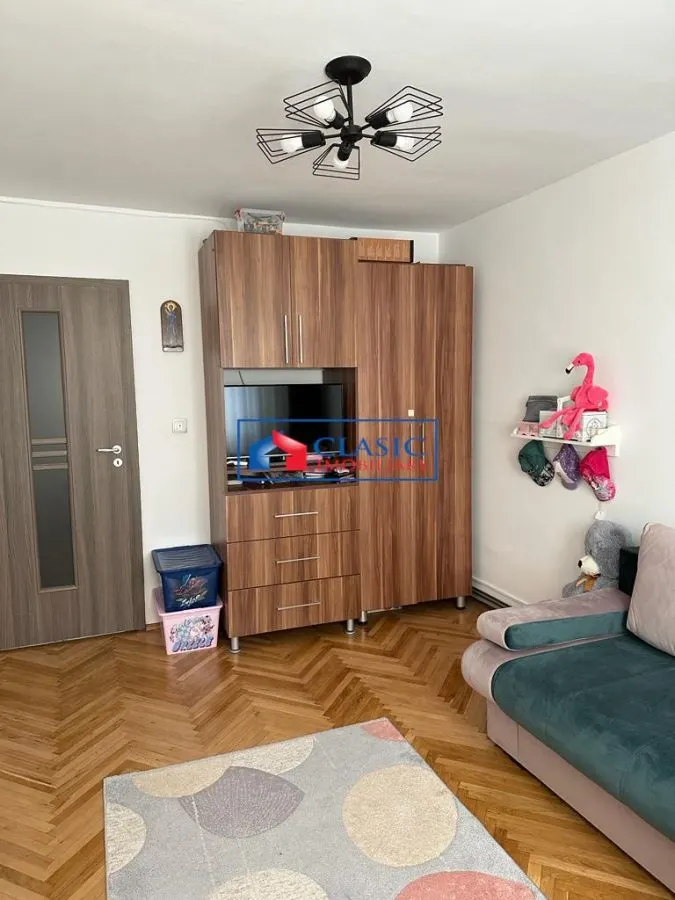 Vanzare apartament 3 camere modern in Manastur- zona Univ. Bogdan Voda - foto 12