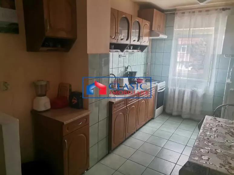 Vanzare apartament 3 camere decomandate in Manastur- Piata Flora - foto 4
