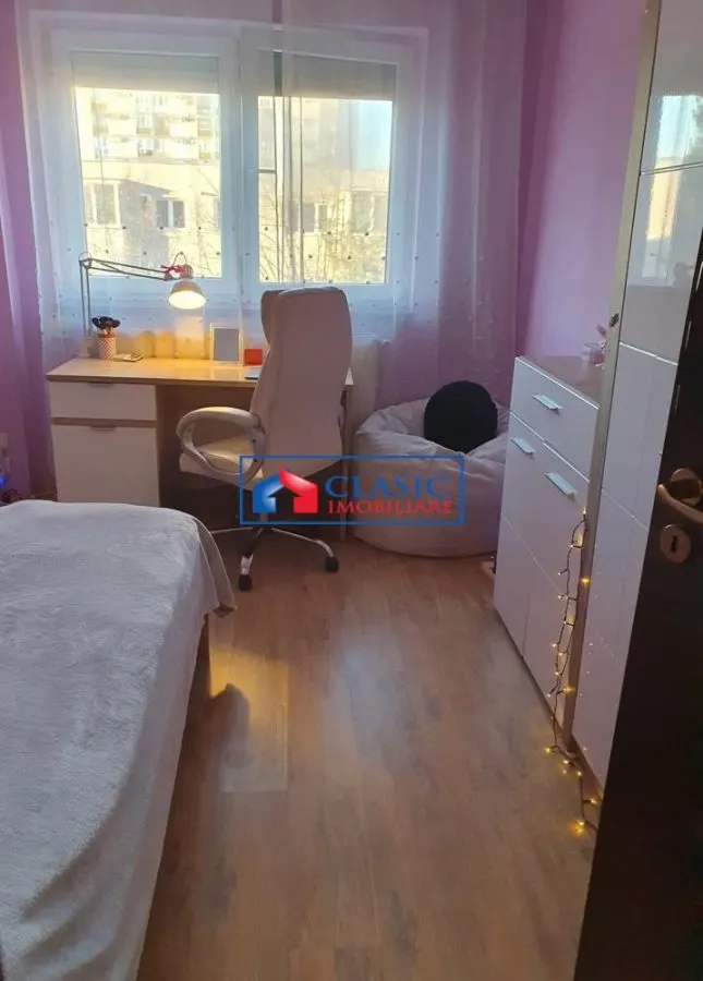 Vanzare apartament 3 camere decomandate in Manastur zona Piata Flora - foto 8