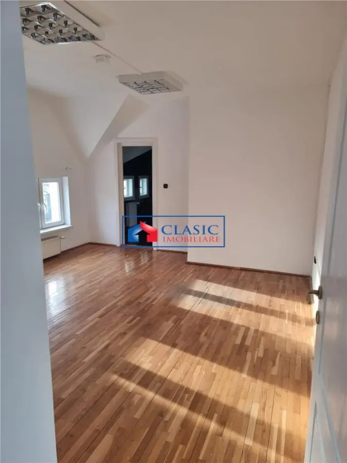 Vanzare casa pentru birouri sau showroom, zona Gradinii Botanice, Strada Republicii, Cluj-Napoca - foto 7