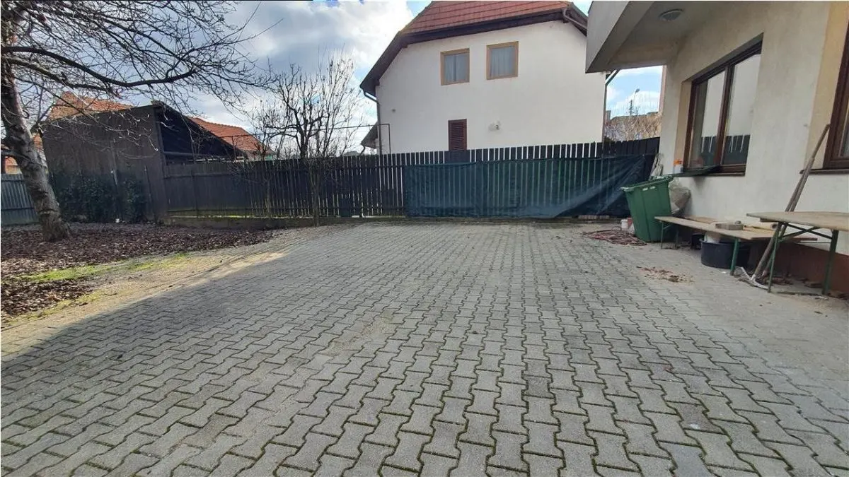 Inchiriere cladire individuala cu destinatia birouri/clinica medicala, 300 mp util, zona Grigorescu, piata 14 Iulie - foto 8