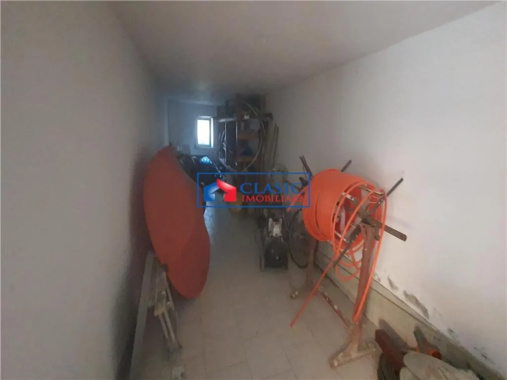 Inchiriere casa individuala, 3 dormitoare, garaj, loc de parcare, zona Europa - foto 13