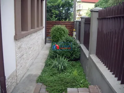 Inchiriere vila cu piscina exterioara, zona Andrei Muresanu - foto 15
