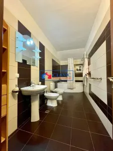 Inchiriere apartament 5 camere modern bloc nou in Zorilor- zona Hasdeu, Cluj-Napoca - foto 13