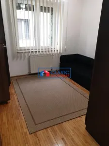 Inchiriere apartament 3 camere in vila in Andrei Muresanu- zona Piata Engels - foto 12