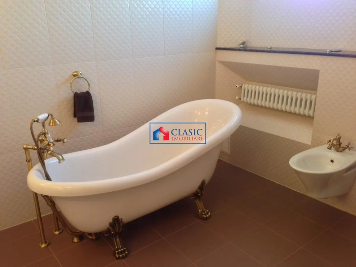 Inchiriere apartament tip penthouse 4 camere de LUX in Zorilor- strada Mircea Eliade - foto 6