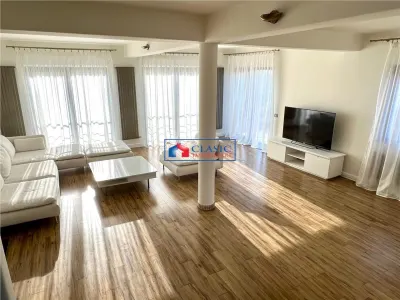 Inchiriere apartament tip penthouse 4 camere de LUX in Zorilor- strada Mircea Eliade - Cluj-Napoca