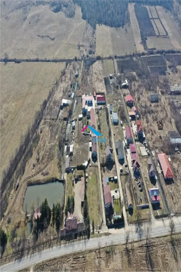 Micro-ferma cu 6500 mp teren si hala la 15 min de Bacau. - foto 3