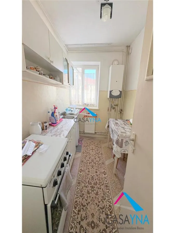 Etaj 1 - Strada 9 Mai - Apartament 2 camere decomandate! - foto 4