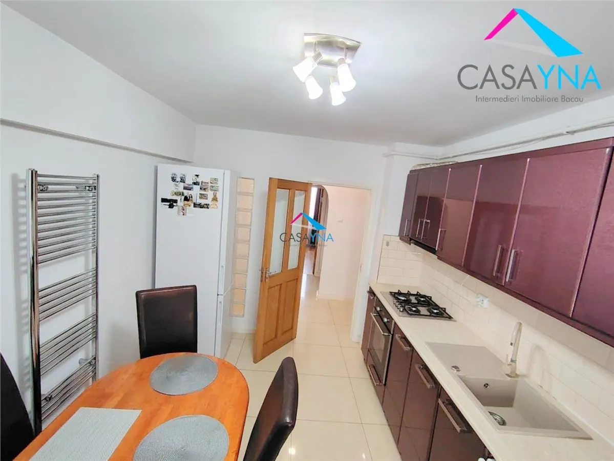 Apartament 3 camere decomandate, zona Carrefour-Mioritei - foto 5