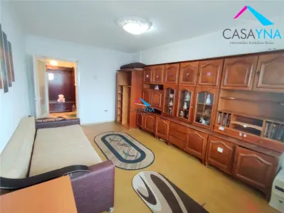 Apartament 2 camere decomandate, zona Narcisa - Bacau