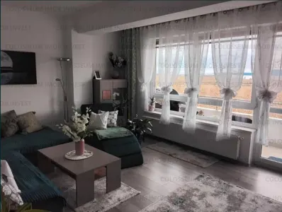 Apartament 3 camere, decomandat - zona Cristian - Cristian