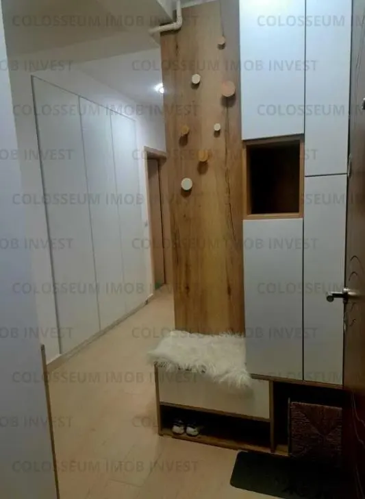 Apartament 3 camere, decomandat - zona Tractorul - foto 3