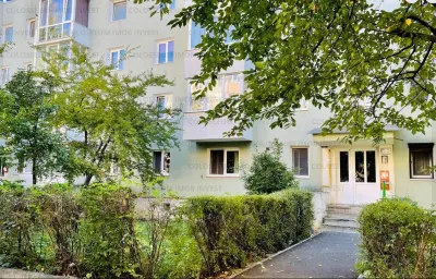 Apartament 2 camere, semidecomandat - zona Tractorul - foto 4
