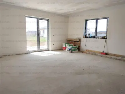 Casa individuala, 4 camere, curte proprie - Tarlungeni - foto 7