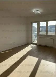 Apartament 3 camere, decomandat - zona Tractorul - foto 3