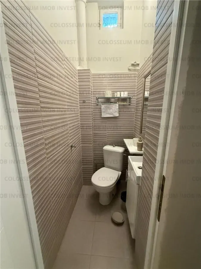 Spațiu comercial de închiriat – Centru Istoric :Strada Sfântu Ioan, intrare din strada Republicii - foto 4