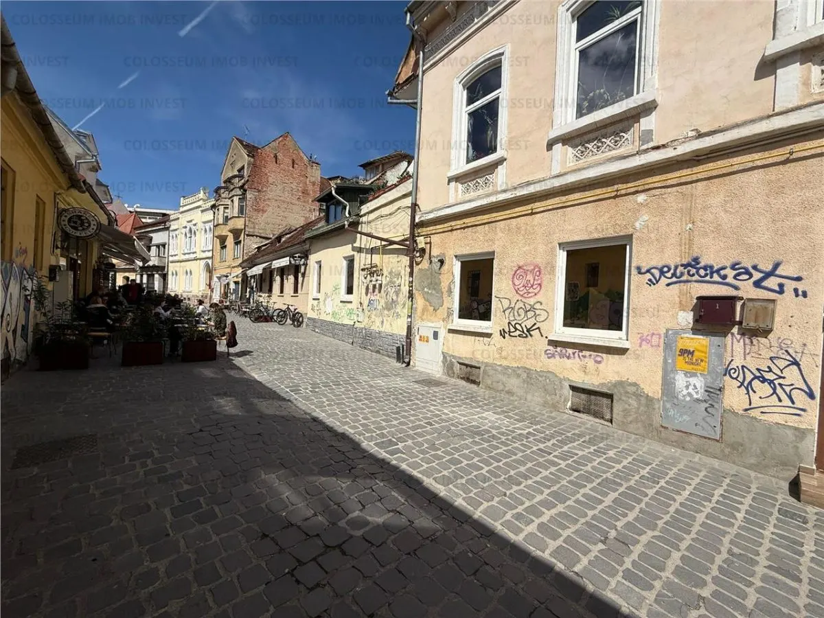 Spațiu comercial de închiriat – Centru Istoric :Strada Sfântu Ioan, intrare din strada Republicii - foto 5
