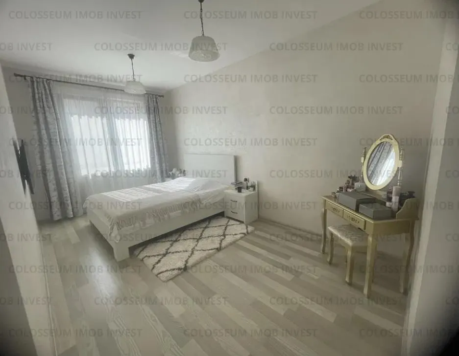 Apartament 3 camere, decomandat - zona Tractorul - foto 3