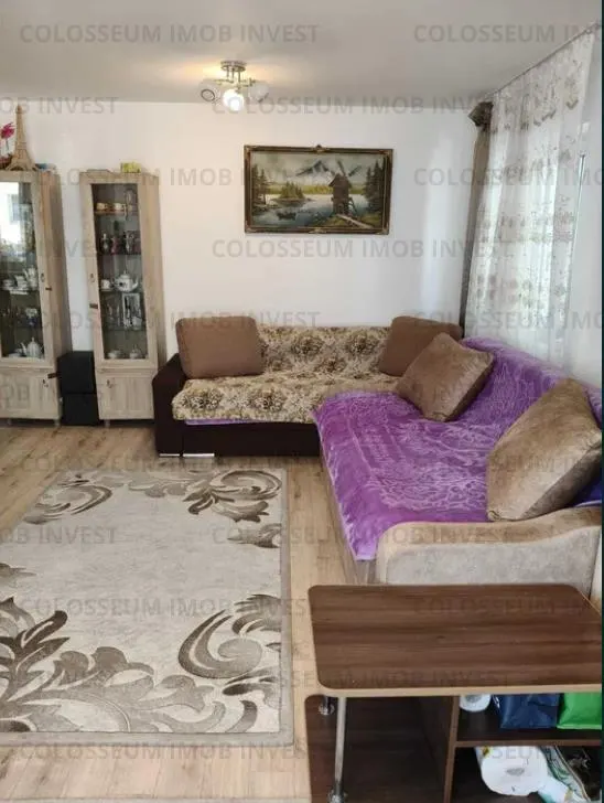 Apartament 2 camere, decomandat - zona Tractorul - foto 1