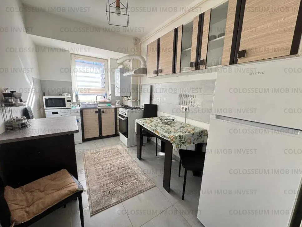 Apartament 2 camere, decomandat - zona Avantgarden - foto 3
