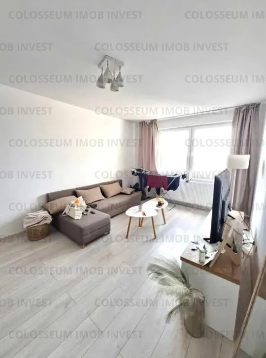Apartament 2 camere, semidecomandat - zona Garii - foto 1