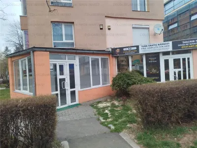 Spatiu comercial, la strada - zona Astra - Brasov