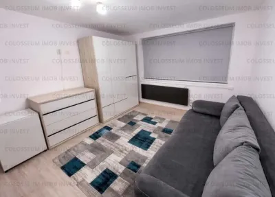 Camera de camin cu baie si bucatarie, renovata - zona Triaj - Brasov