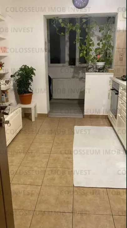Apartament 2 camere, decomandat - zona Garii - foto 3