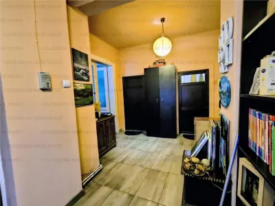 Apartament 3 camere, in casa - Centrul Istoric - foto 10