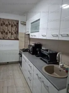 Apartament 2 camere, decomandat - zona Ghimbav - foto 3