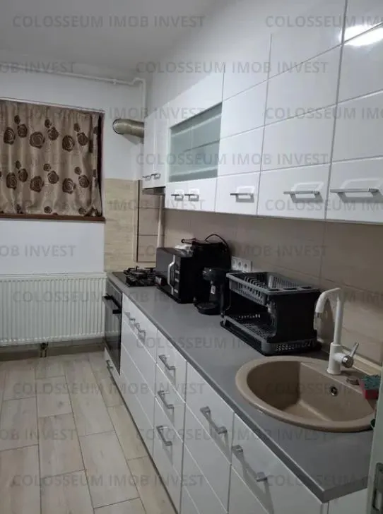 Apartament 2 camere, decomandat - zona Ghimbav - foto 3