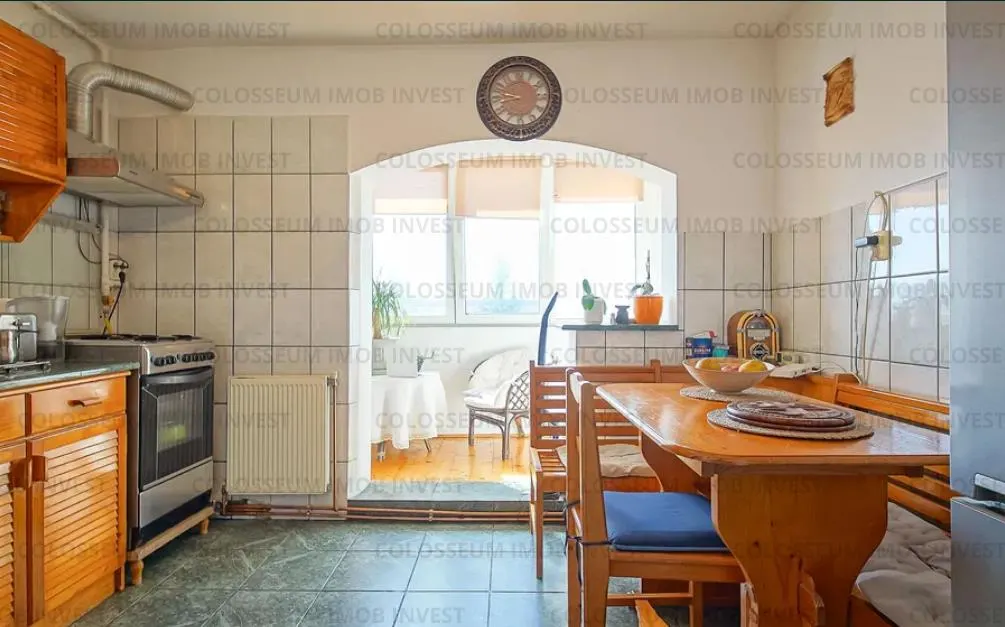 Apartament 3 camere, decomandat - zona Triaj - foto 1