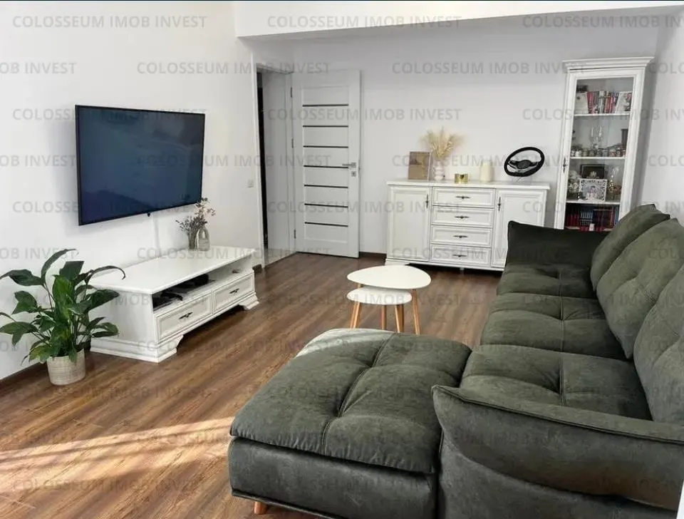 Apartament 3 camere, decomandat - zona Tractorul - foto 1