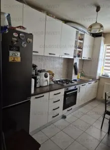 Garsoniera decomandata - zona Sanpetru - Sanpetru