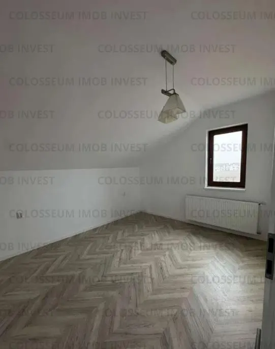 Apartament 3 camere, decomandat - zona Ghimbav - foto 4