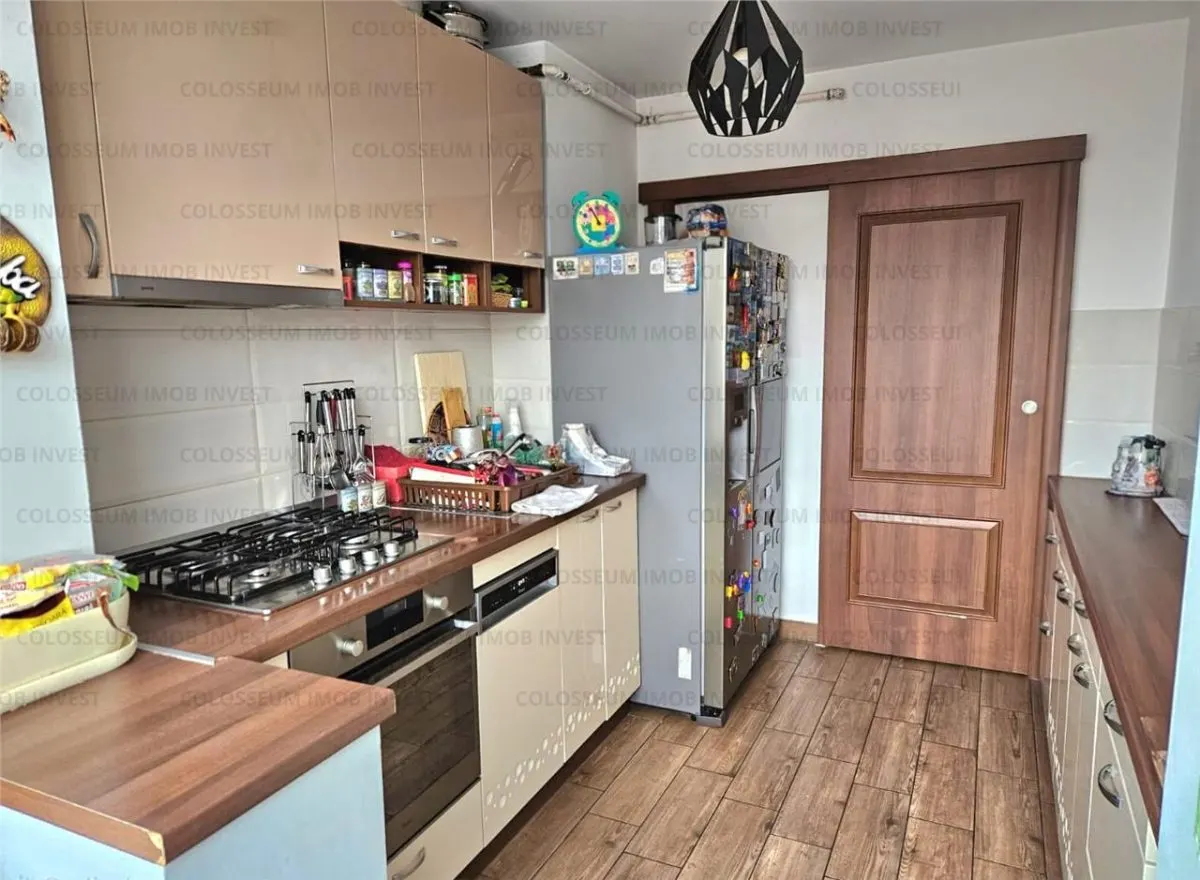 Apartament 3 camere, decomandat - zona Garii - foto 6